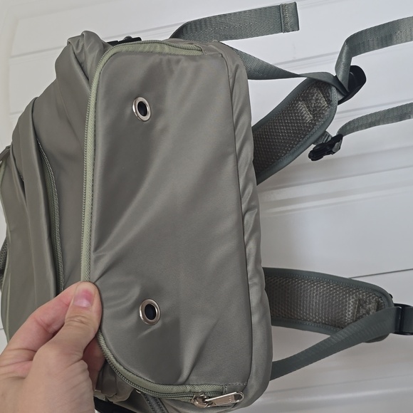 Carry on backpack - Picture 4 of 7